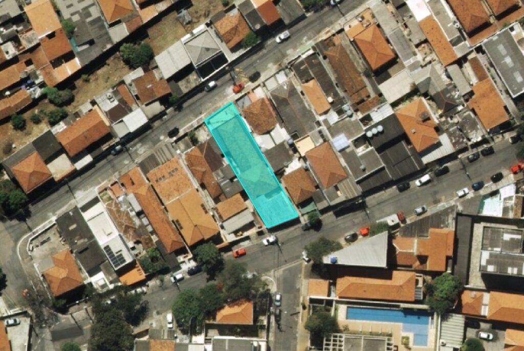 Terreno á venda | 380m² | frente para 2 ruas na Vila da Saúde